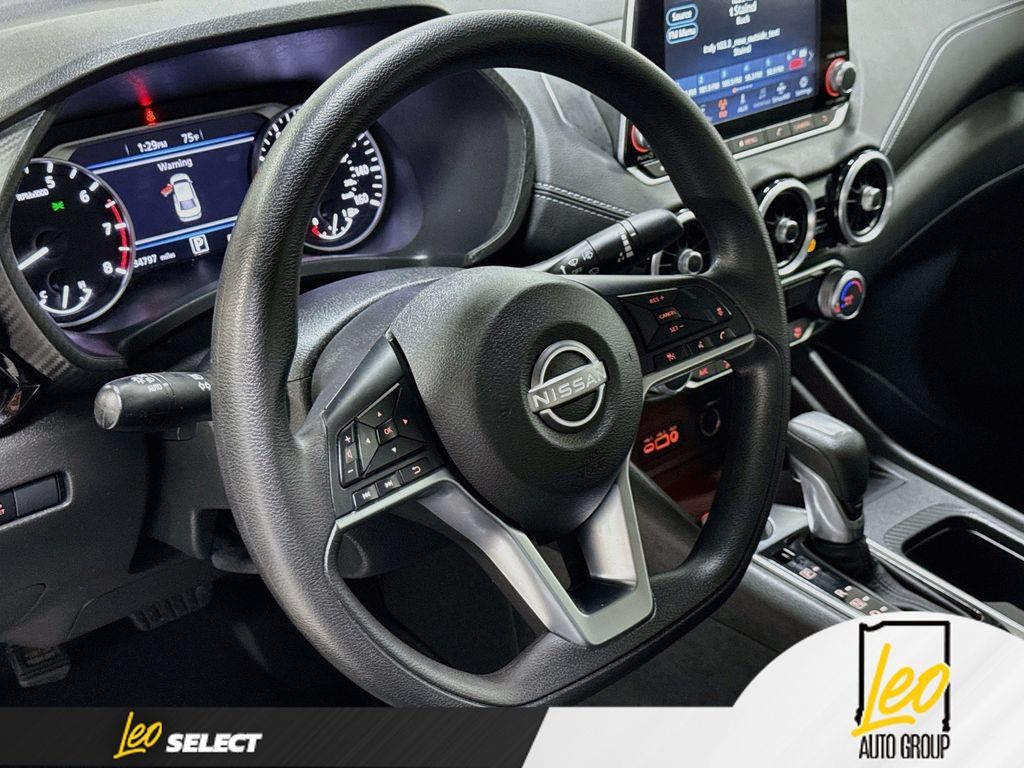 Used 2024 Nissan Sentra SV FWD image 14