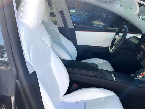 Used 2025 Tesla Model 3 Long Range image 7