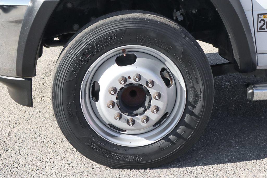 Used 2021 RAM 5500 Tradesman RWD image 37