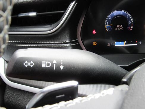 Used 2024 Jeep Grand Cherokee Laredo X AWD/4WD image 22