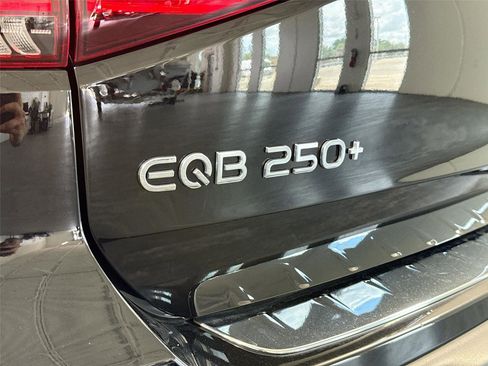 Used 2023 Mercedes-Benz EQB 250+ image 37