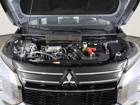 New 2026 Mitsubishi Outlander SE FWD image 23