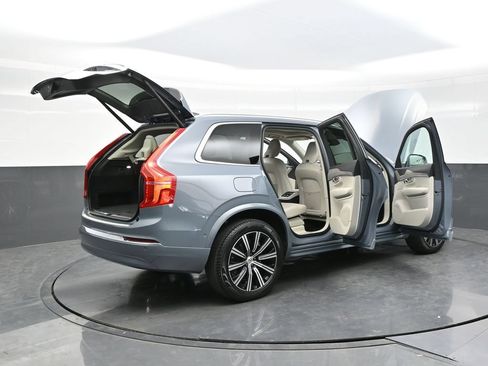 Used 2023 Volvo XC90 B5 Plus w/ Protection Package Premier AWD/4WD image 49