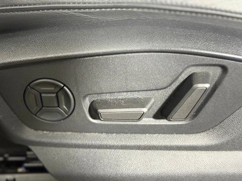 Used 2023 Audi Q7 3.0T Premium Plus AWD/4WD image 21