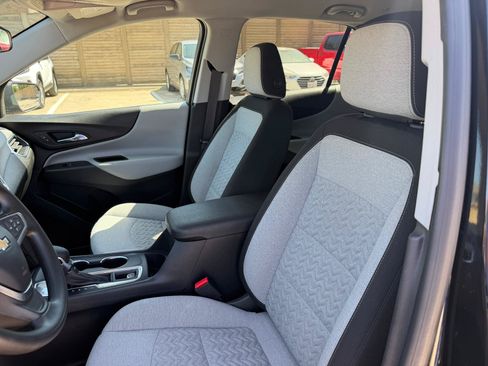Used 2023 Chevrolet Equinox LS w/ LS Convenience Package FWD image 18