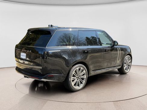 New 2026 Land Rover Range Rover SE AWD/4WD image 5