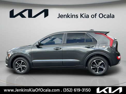 New 2026 Kia Niro LX FWD image 6