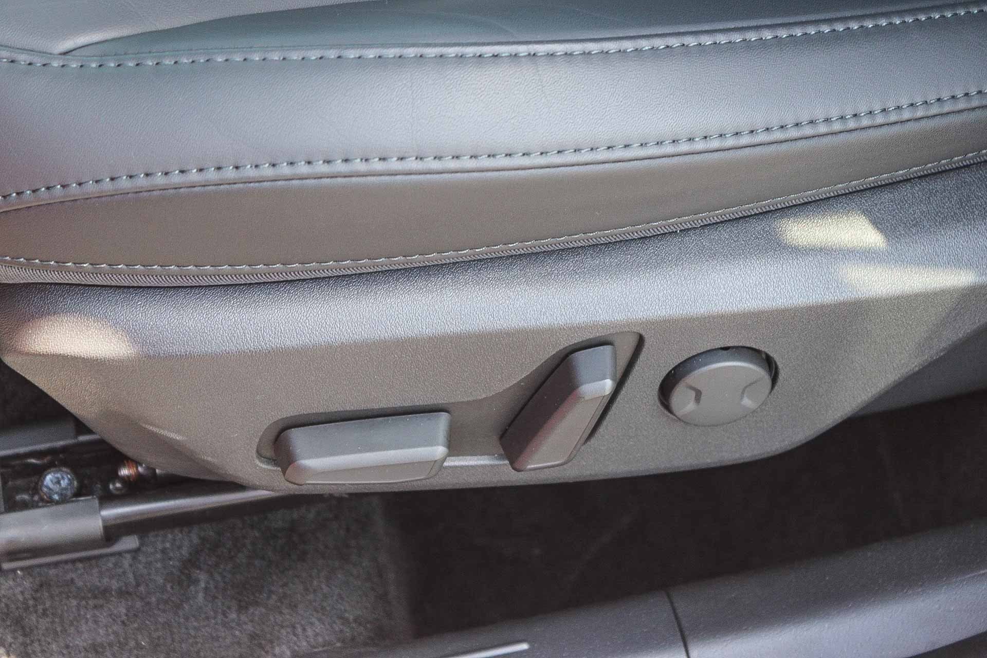 Used 2025 Kia Niro LX FWD image 22