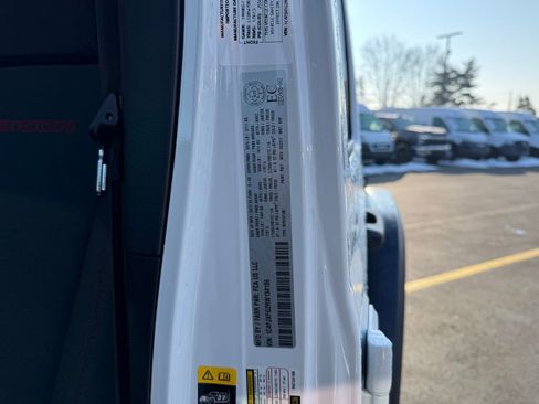 Used 2024 Jeep Wrangler Unlimited Rubicon w/ Technology Group image 31