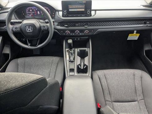 Certified 2025 Honda Accord SE image 16
