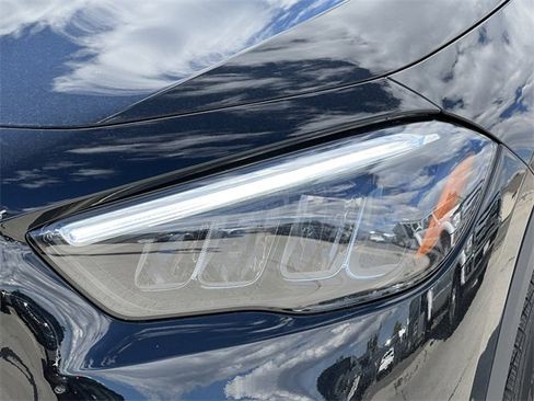 Used 2025 Mercedes-Benz GLA 250 4MATIC image 39