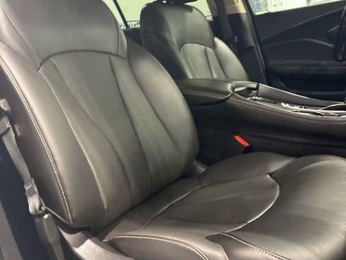 Used 2017 Buick Envision Essence AWD/4WD image 48