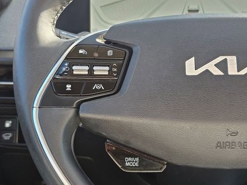 Certified 2022 Kia EV6 Wind w/ Wind Technology Package image 35