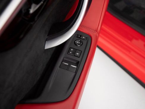 Used 2021 Acura NSX image 12