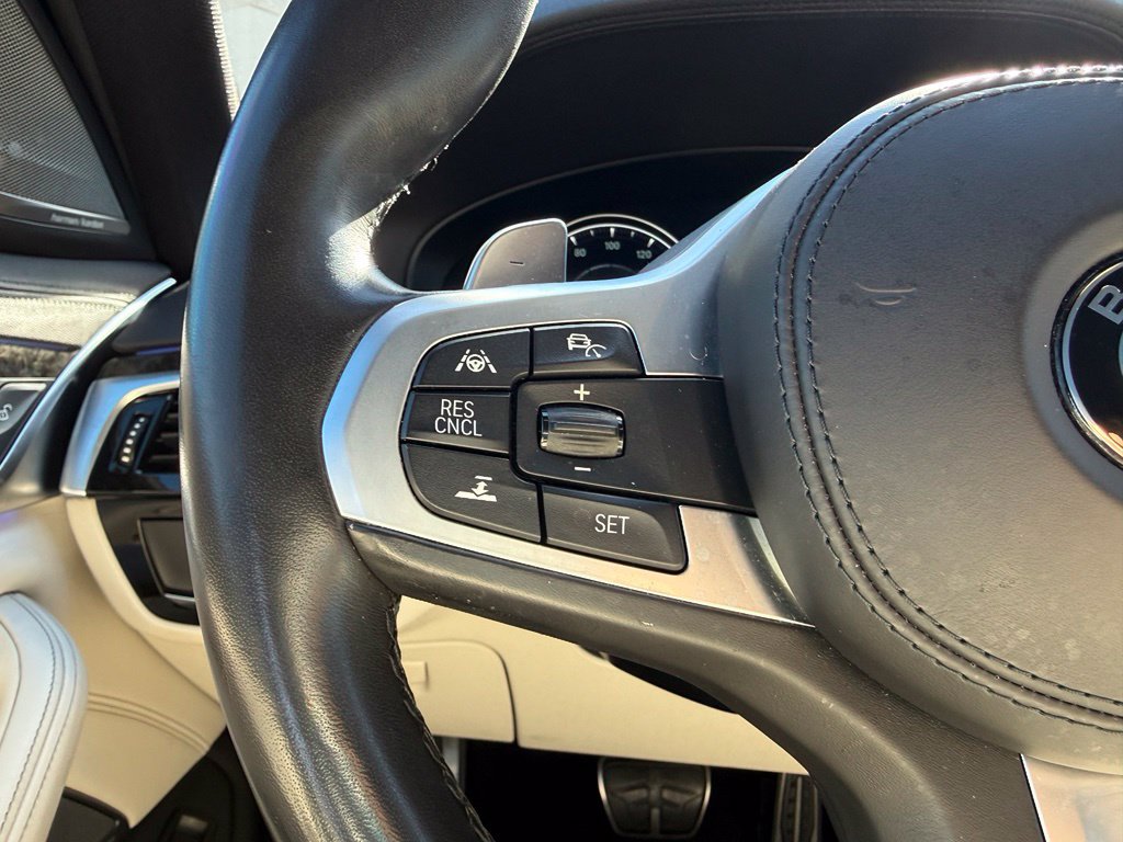 Used 2018 BMW M550i xDrive w/ Dynamic Handling Package AWD/4WD image 14