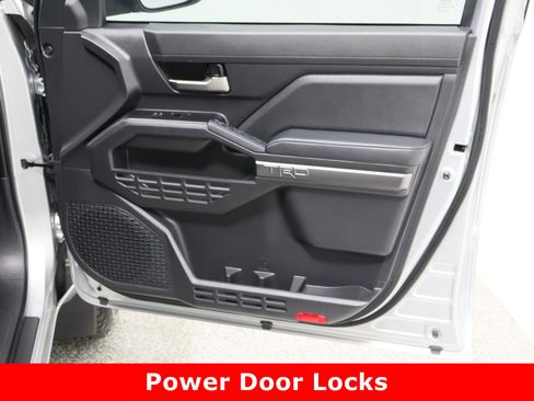 Used 2024 Toyota Tacoma TRD Off-Road image 35