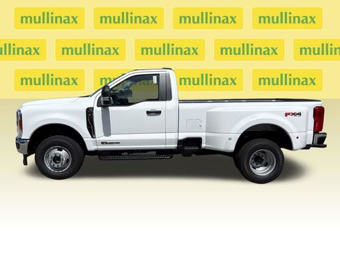 New 2026 Ford F350 XLT w/ FX4 Off-Road Package AWD/4WD image 12