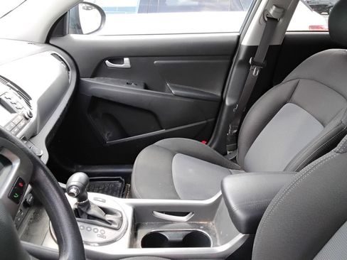Used 2015 Kia Sportage LX AWD/4WD image 8