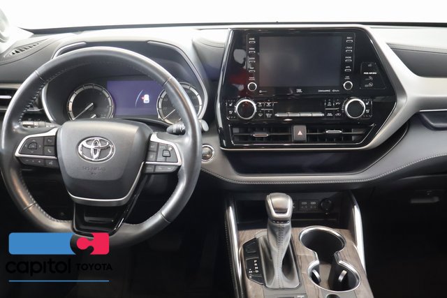 Used 2022 Toyota Highlander Limited AWD/4WD image 15