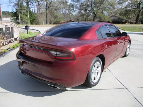 Used 2020 Dodge Charger SXT w/ Leather Interior Group image 12