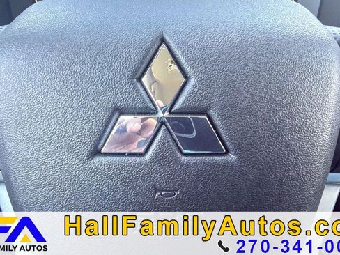 Used 2022 Mitsubishi Outlander SEL AWD/4WD image 27