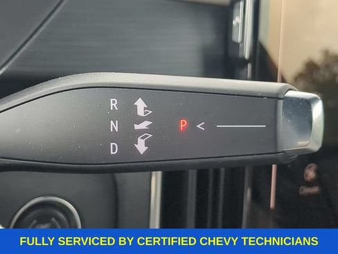 Used 2025 GMC Acadia Elevation FWD image 33
