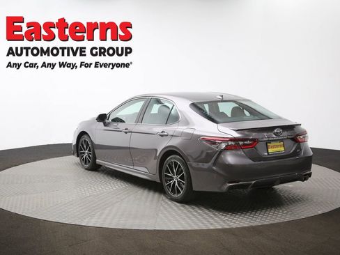 Used 2024 Toyota Camry SE image 63