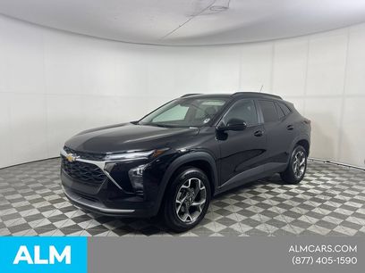 Used 2025 Chevrolet Trax LT