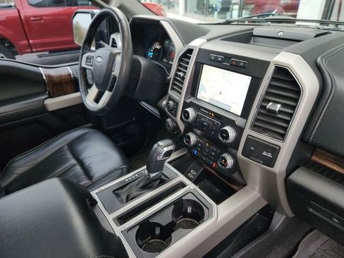 Used 2019 Ford F150 Lariat w/ Equipment Group 502A Luxury image 23