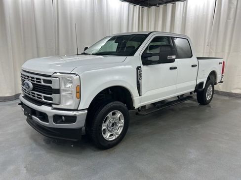 Used 2025 Ford F250 XLT w/ Snow Plow Prep Package image 2