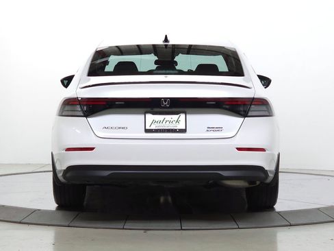 Used 2023 Honda Accord Sport image 7