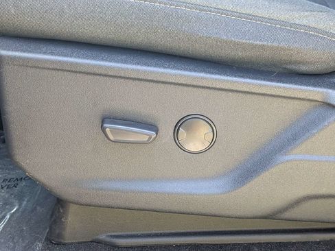 Used 2023 Ford F150 XLT AWD/4WD image 19