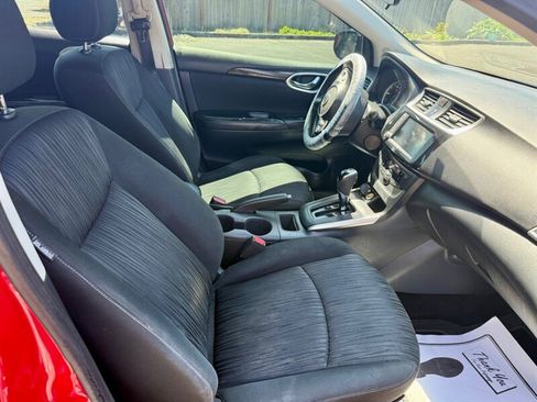 Used 2019 Nissan Sentra SV FWD image 10