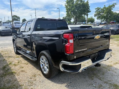 Used 2026 Chevrolet Silverado 1500 LTZ w/ LTZ Premium Package AWD/4WD image 6