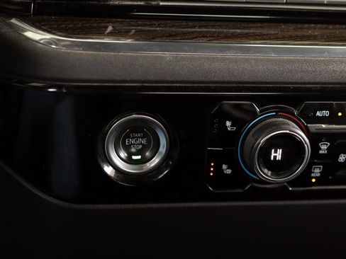 Used 2023 Chevrolet Silverado 1500 LT image 19