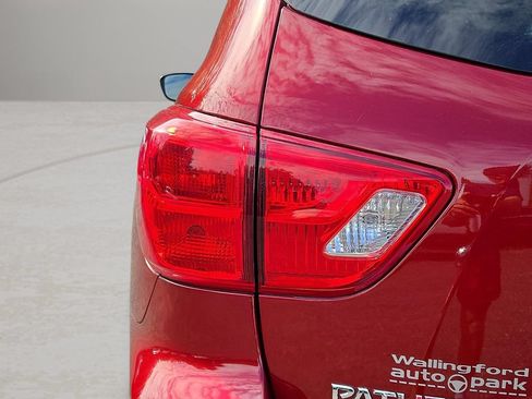 Used 2020 Nissan Pathfinder SV AWD/4WD image 26
