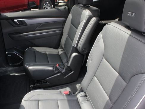 New 2026 Buick Enclave Sport Touring w/ Power Package image 23