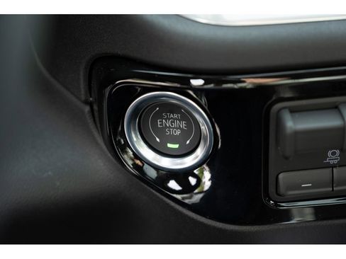 New 2026 GMC Sierra 1500 SLT w/ SLT Premium Plus Package image 31