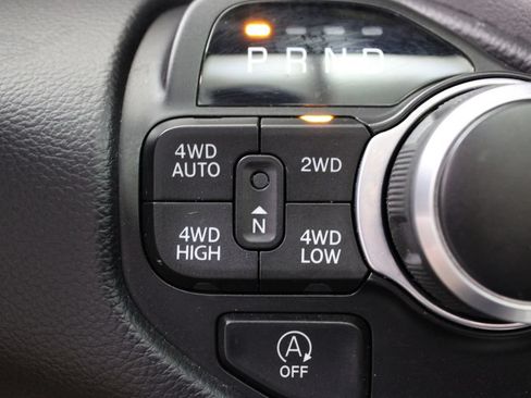 Used 2022 RAM 1500 Big Horn AWD/4WD image 30