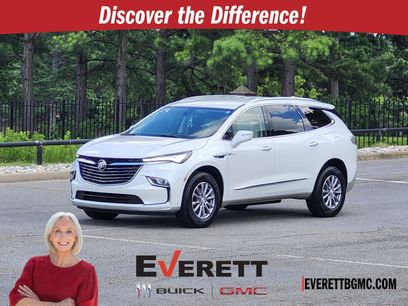 Certified 2023 Buick Enclave Essence