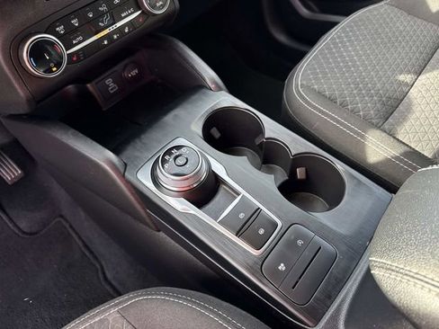 Used 2023 Ford Escape Active image 29