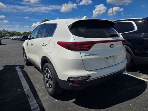 Certified 2021 Kia Sportage LX FWD image 8