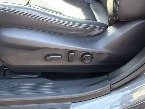 Used 2022 Subaru Outback Limited XT w/ Popular Package #2 AWD/4WD image 19
