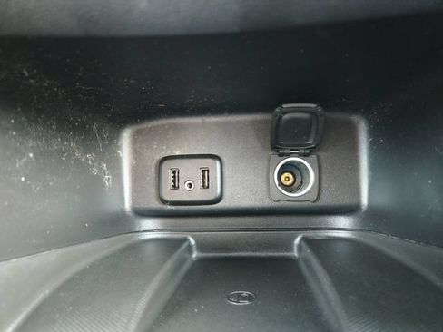 Used 2018 Chevrolet Equinox Premier AWD/4WD image 31