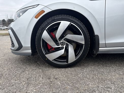 Used 2022 Volkswagen GTI SE image 19