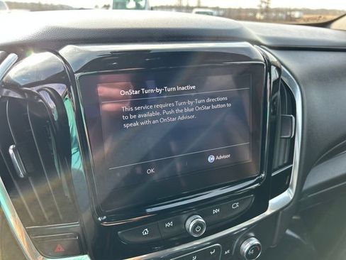 Used 2023 Chevrolet Traverse LT image 29