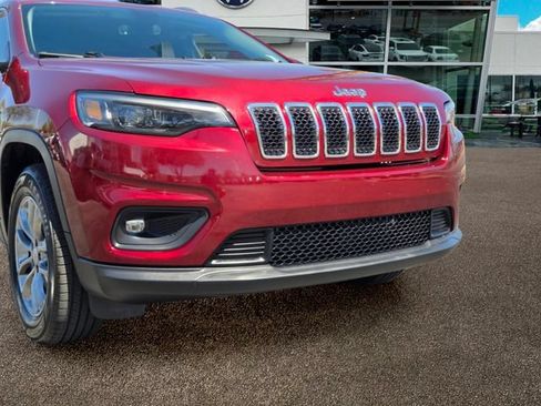 Used 2020 Jeep Cherokee Latitude Plus w/ Comfort/Convenience Group AWD/4WD image 8