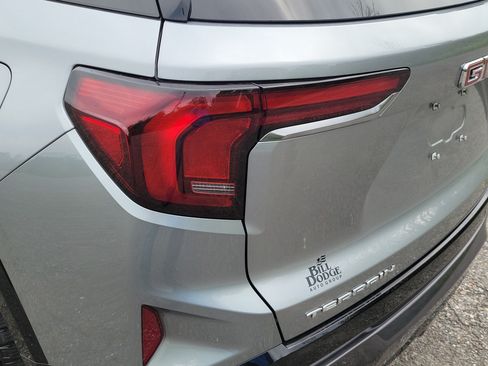 New 2027 GMC Terrain AT4 w/ Convenience Package III AWD/4WD image 15