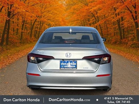 Certified 2025 Honda Civic Sport image 5