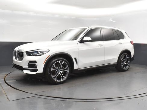 Used 2023 BMW X5 sDrive40i image 3